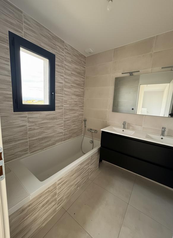 Maison contemporaine - 132 m² - 5 pièces