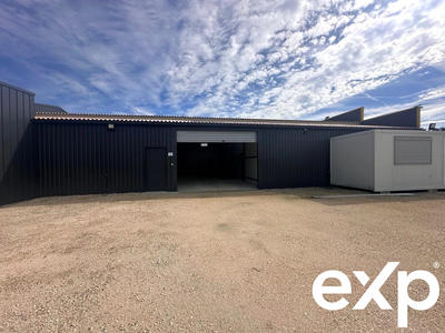 Local d'activités - 1 000 m²