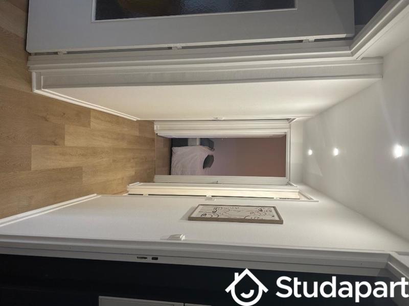 Chambre - 12 m² - 1 pièce