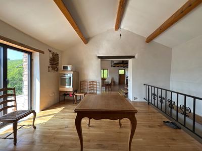 Maison - 158 m² - 8 pièces