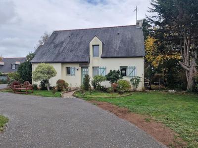 Maison - 163 m² - 6 pièces