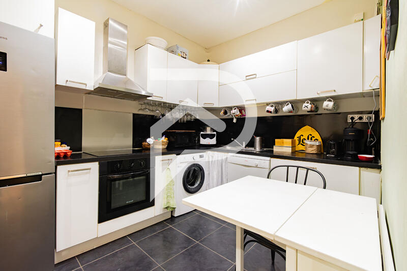 Appartement - 64 m² - 4 pièces