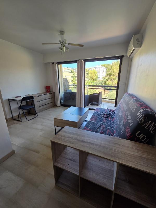 Studio - 21 m² - 1 pièce