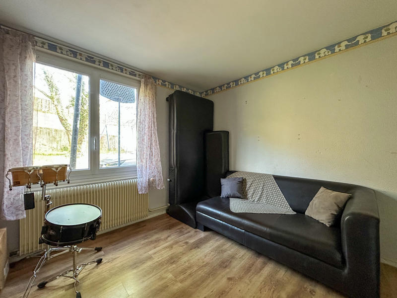 Maison - 186 m² - 8 pièces