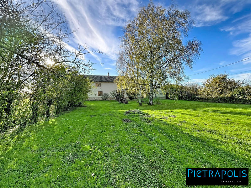 Maison - 256 m² - 8 pièces