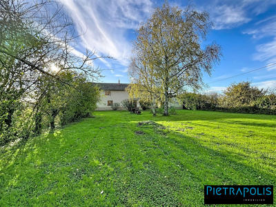 Maison - 256 m² - 8 pièces