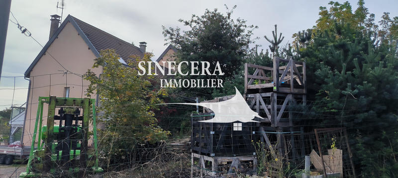 Maison - 450 m² - 20 pièces