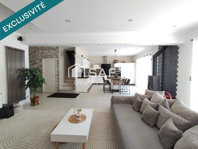 Maison - 185 m² - 6 pièces