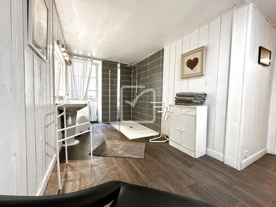 Maison - 160 m² - 10 pièces