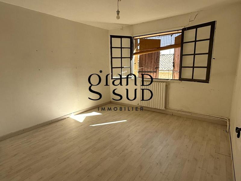 Maison de village - 250 m² - 7 pièces