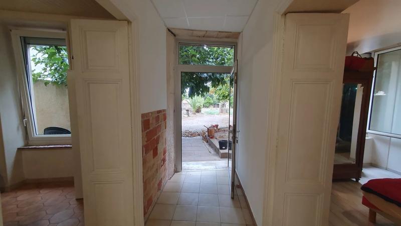 Maison - 250 m² - 8 pièces