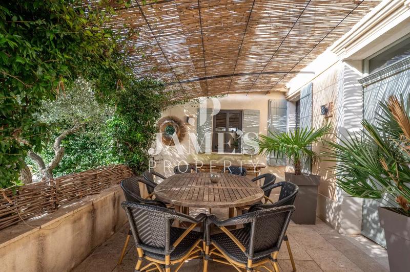 Maison de village - 210 m² - 7 pièces