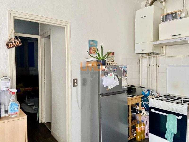 Maison - 180 m² - 11 pièces