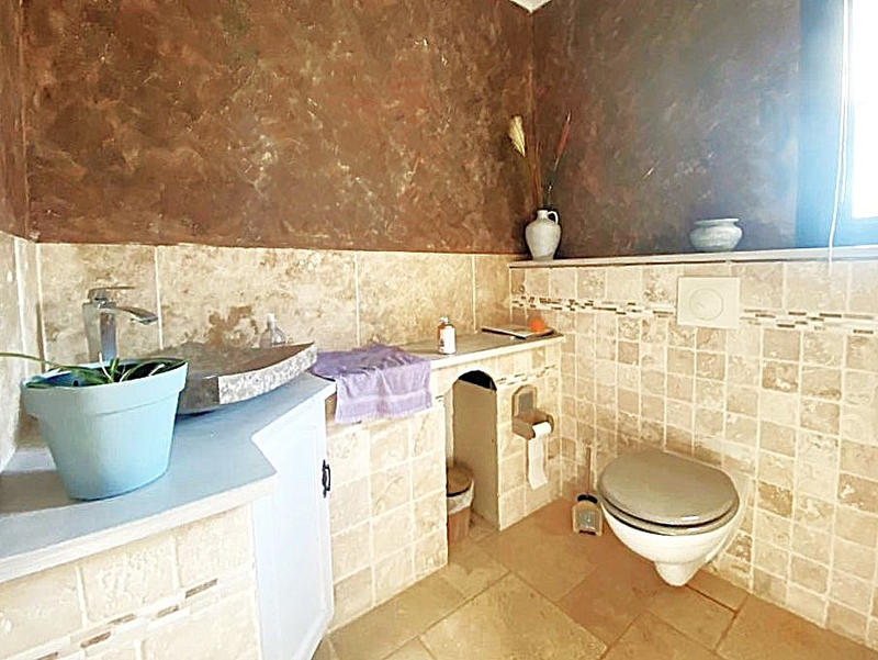 Maison - 161 m² - 8 pièces