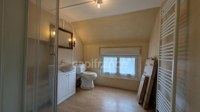 Local commercial - 220 m² - 12 pièces