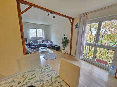 Appartement - 80 m² - 5 pièces