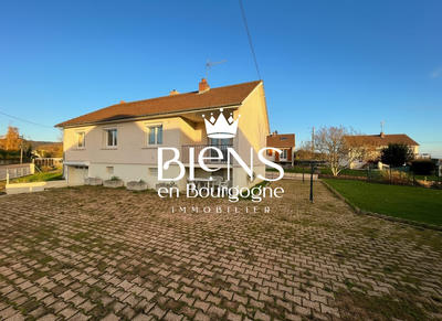 Maison - 85 m² - 5 pièces