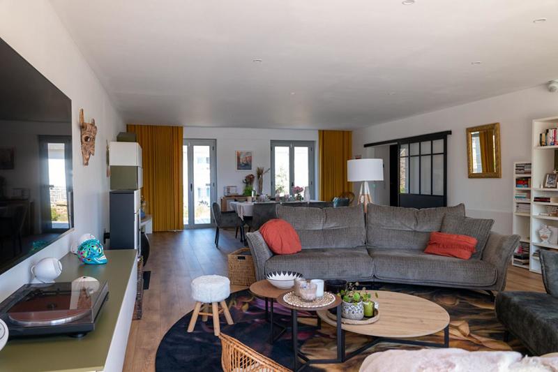 Propriété - 191 m² - 5 pièces