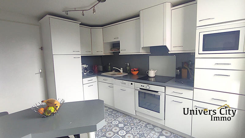 Maison - 123 m² - 6 pièces