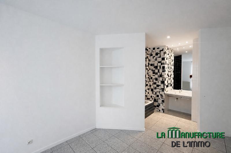 Appartement - 150 m² - 6 pièces