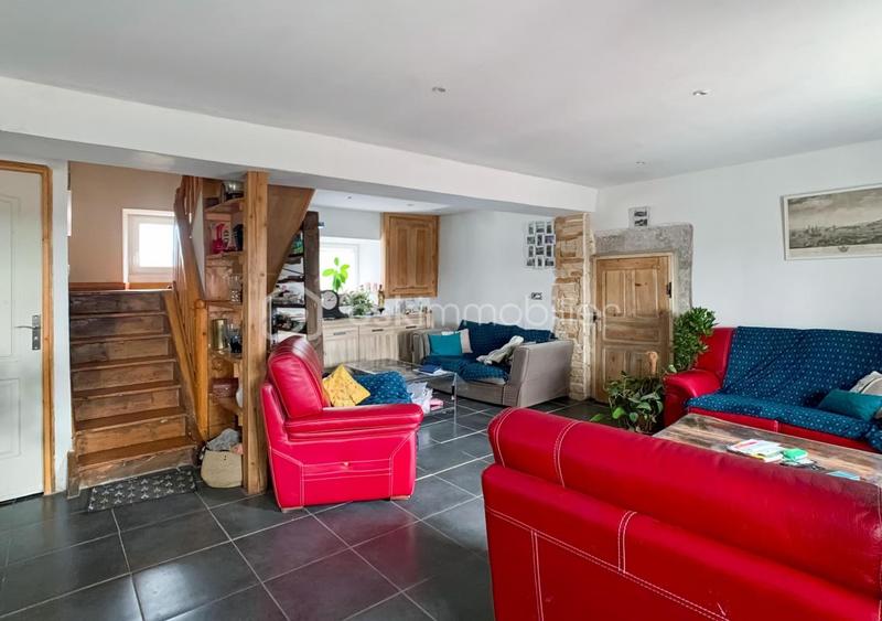 Corps de ferme - 175 m² - 7 pièces