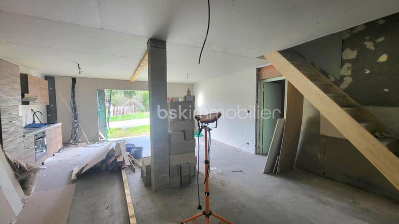 Maison - 95 m² - 4 pièces