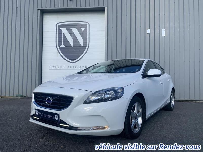 Volvo V40 T2 120 Ch Momentum - Garantie 6 Mois