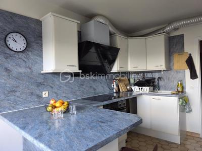 Appartement - 94 m² - 4 pièces