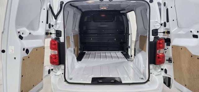 Citroën Jumpy Fourgon Fgn m Bluehdi 145 s&amp;S Eat8