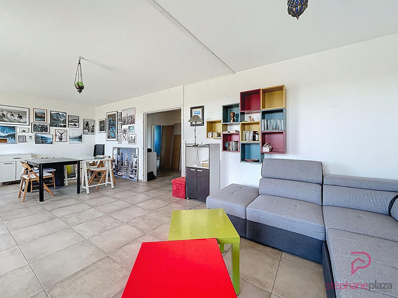 Appartement - 94 m² - 5 pièces