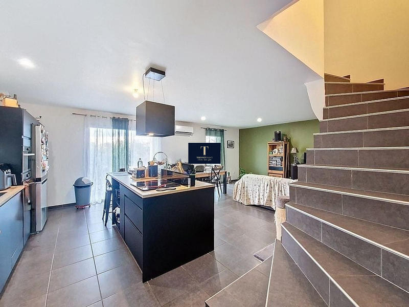 Maison contemporaine - 101 m² - 5 pièces