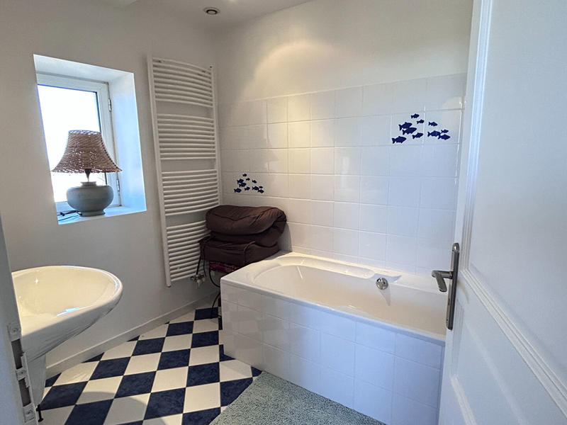 Maison de village - 257 m² - 7 pièces