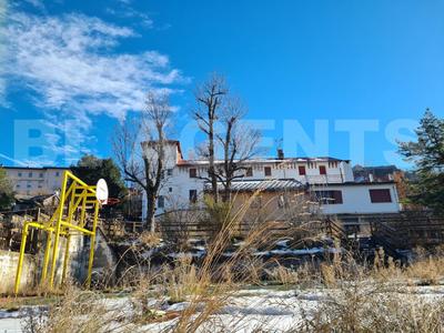 Immeuble - 1 300 m²