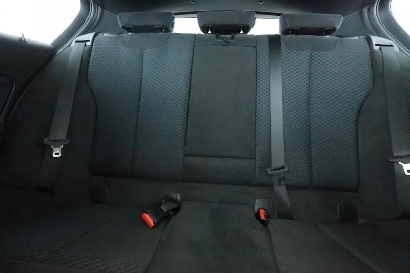 Bmw Série 1 118i Edition m Sport Shadow Bva8 5p 136 ch