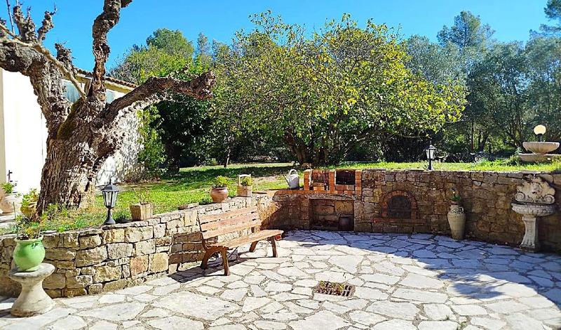 Maison - 177 m² - 9 pièces