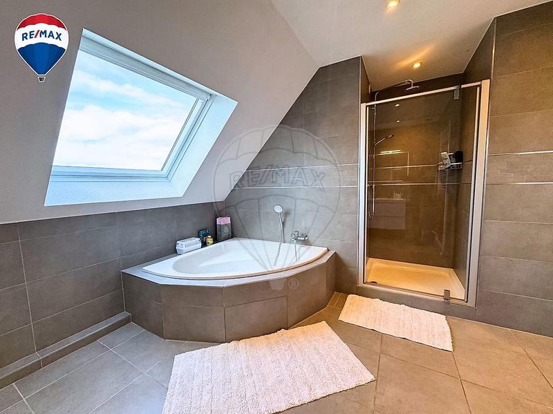 Duplex - 118 m² - 5 pièces