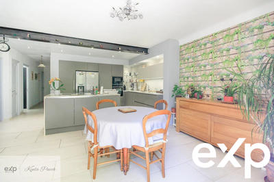 Maison - 160 m² - 6 pièces