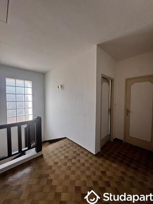 Chambre - 15 m² - 1 pièce