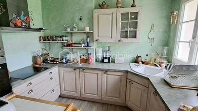 Maison traditionnelle - 135 m² - 7 pièces