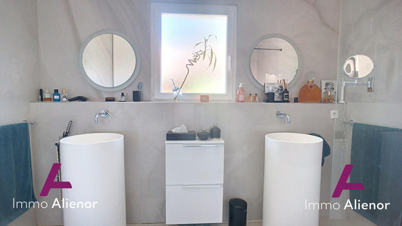 Maison - 144 m² - 7 pièces