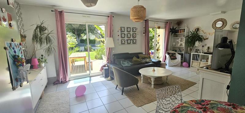 Maison - 94 m² - 5 pièces