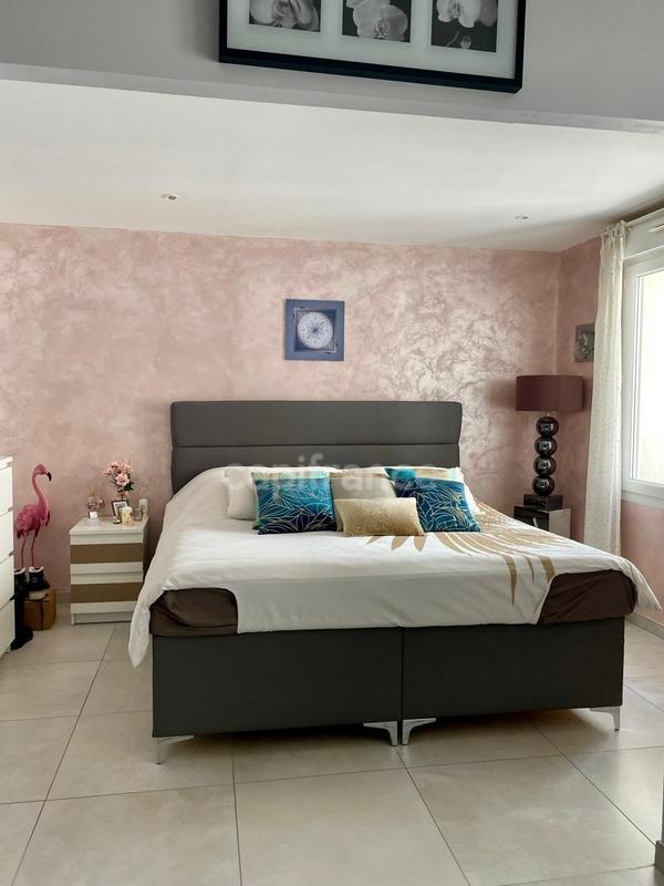 Duplex - 147 m² - 4 pièces