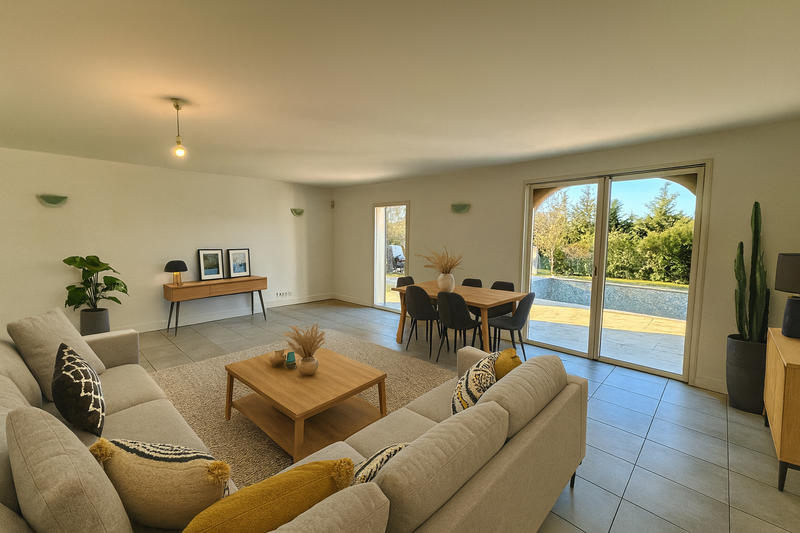 Maison - 137 m² - 5 pièces