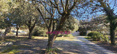 Maison - 95 m² - 8 pièces