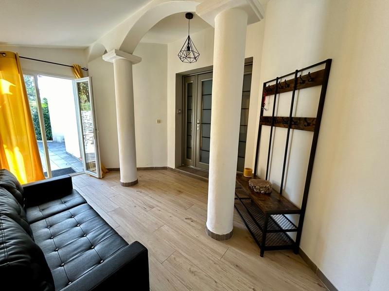 Villa - 217 m² - 5 pièces