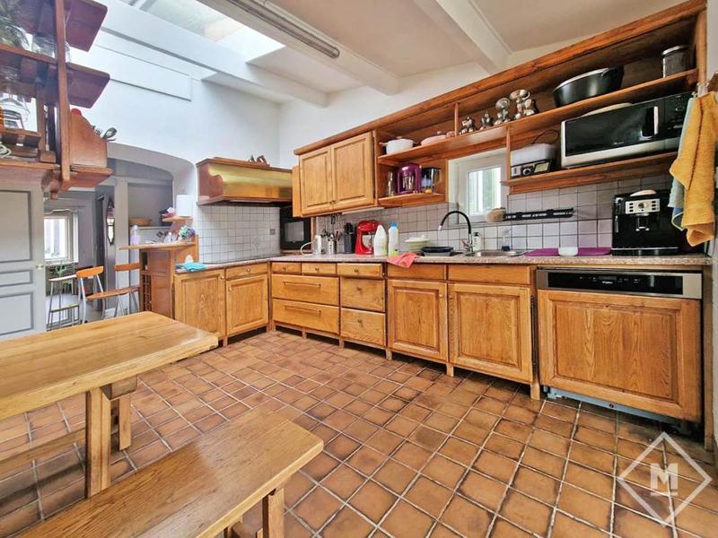 Maison - 282 m² - 7 pièces