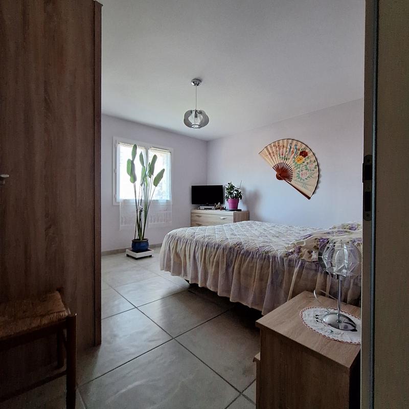 Maison - 235 m² - 7 pièces