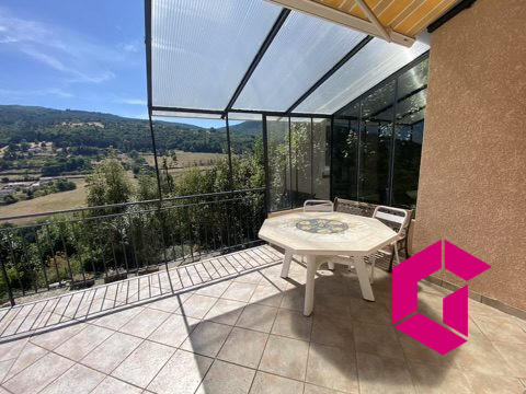 Maison - 118 m² - 4 pièces