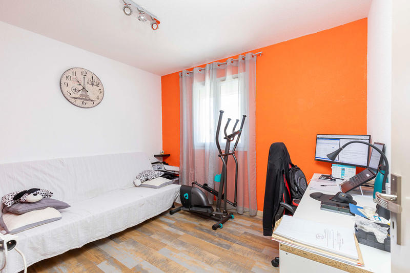 Maison - 94 m² - 5 pièces