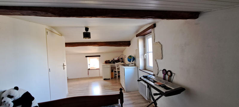 Maison - 111 m² - 6 pièces